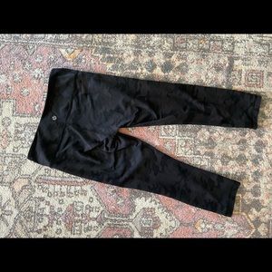 Lulu lemon crop black camo leggings